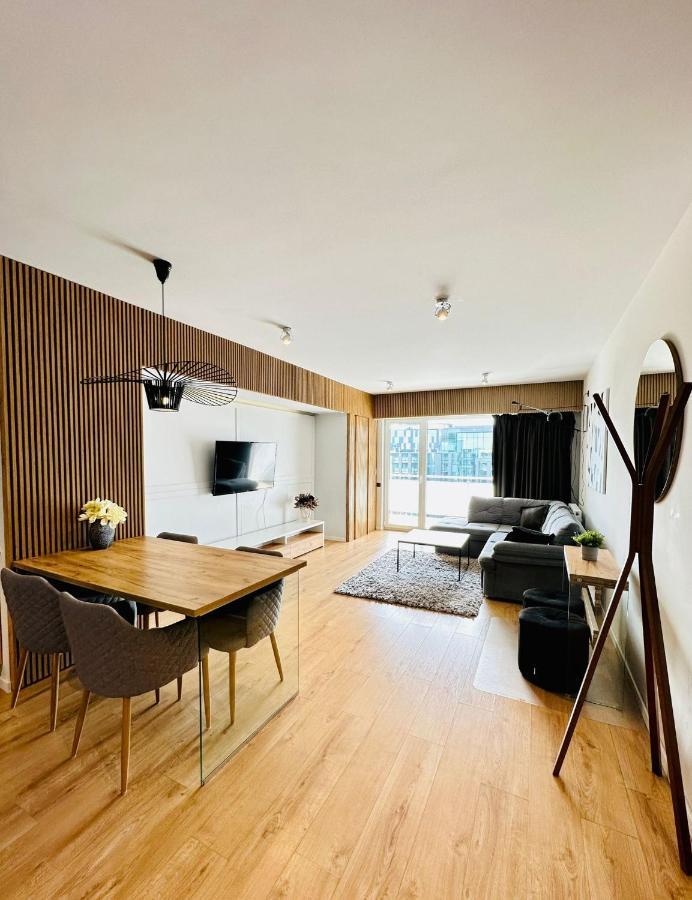 קלוז'-נאפוקה Kharisma Apartment-Free Parking-Ultracentral מראה חיצוני תמונה